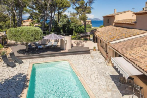 Charming villa in LES ISSAMBRES with SEA VIEW and swimming pool